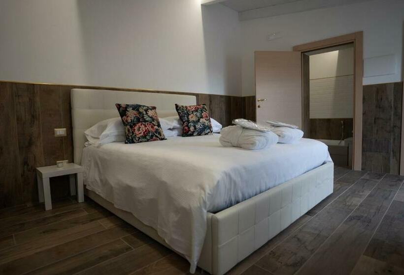 اتاق استاندارد با وان آب گرم, Cala Baby Accommodation