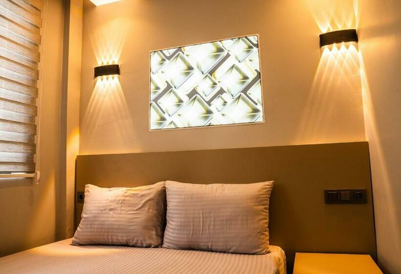 اتاق استاندارد با وان آب گرم, Ck Palace