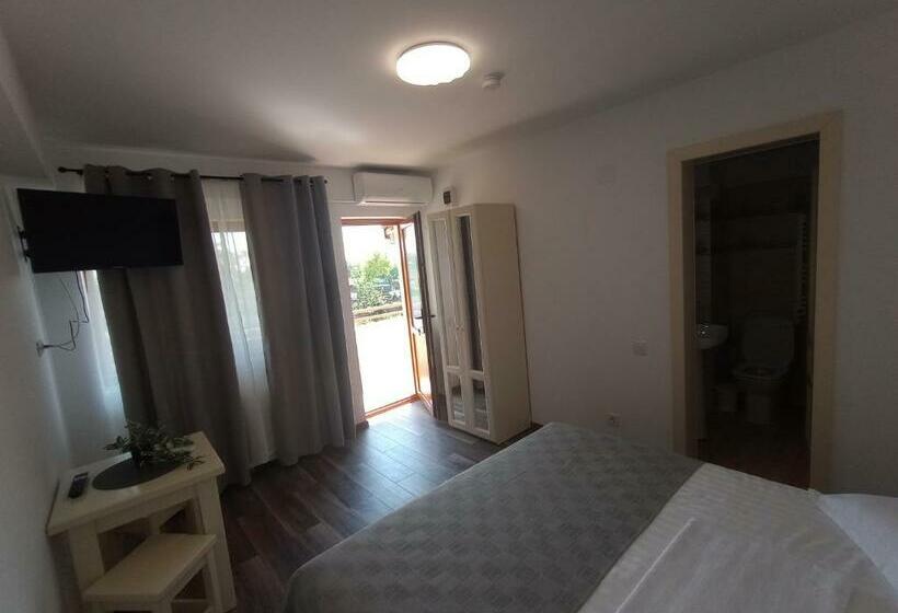 اتاق استاندارد, Pestele Ca Odinioară