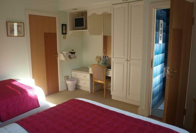 اتاق استاندارد سه نفره, Shelmalier House