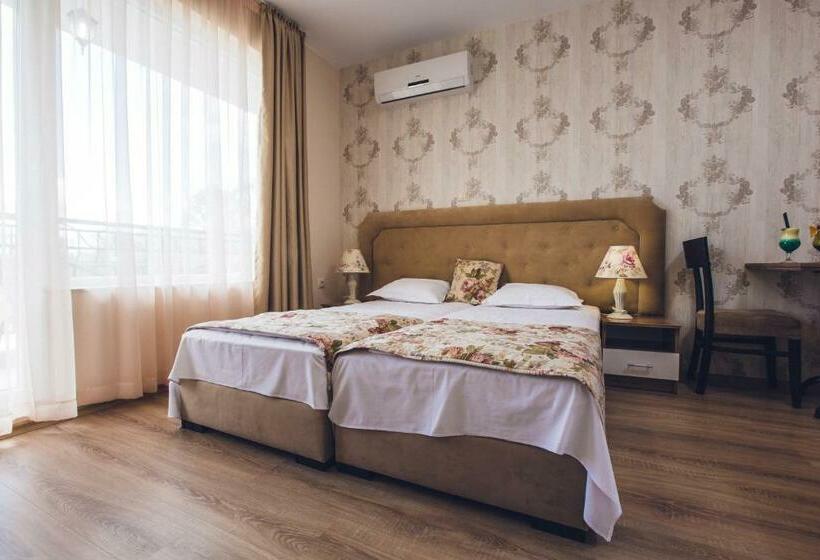 غرفة قياسية, Avenue Deluxe