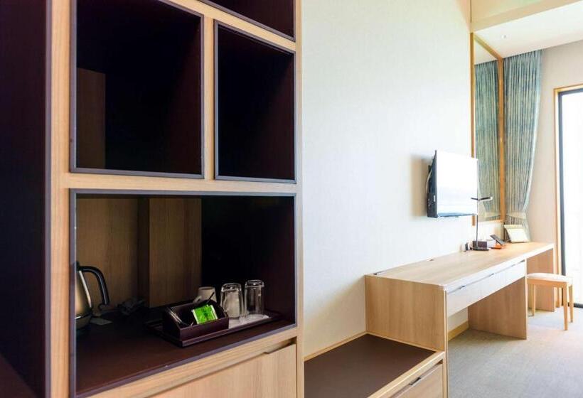 Номер Executive, Best Western Okinawa Kouki Beach