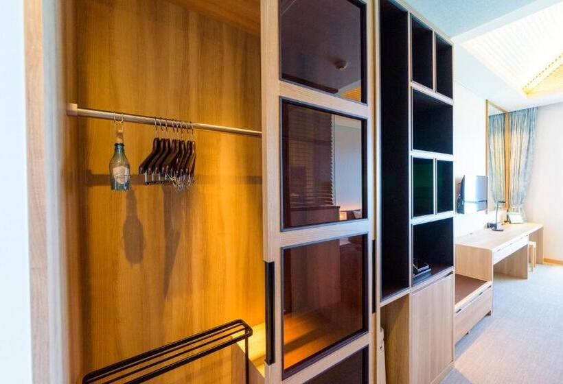 Номер Executive, Best Western Okinawa Kouki Beach
