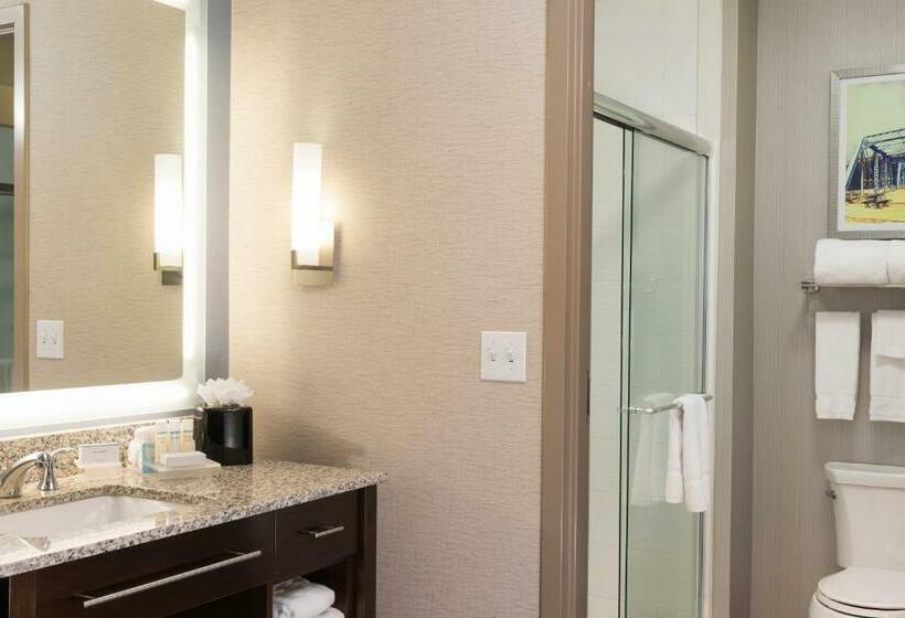 스탠다드 스튜디오 킹침대, Homewood Suites By Hilton Grand Rapids Downtown