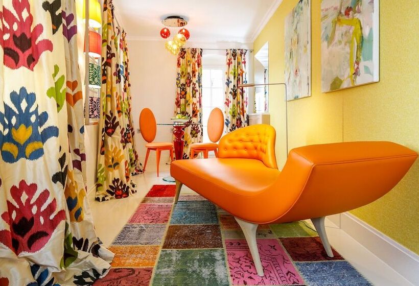 سوییت لوکس, Lemongarden  Adults Only