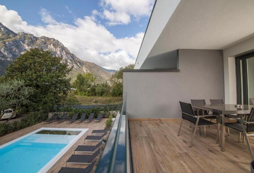 ２ベッドルームアパートメント, Riva Lake Lodge