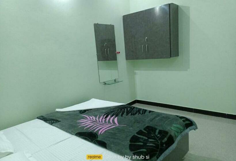 Номер Deluxe, Jai Shree Mahakal Guest House, Ujjain