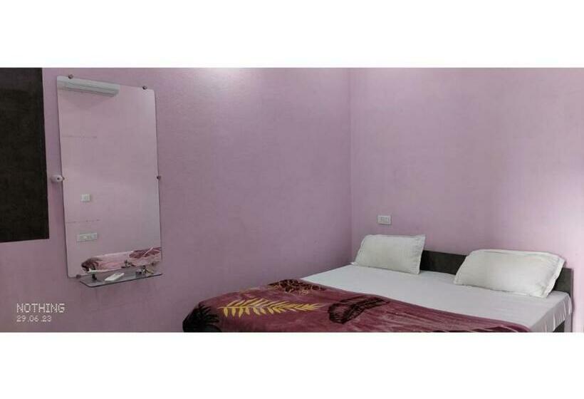 Номер Deluxe, Jai Shree Mahakal Guest House, Ujjain