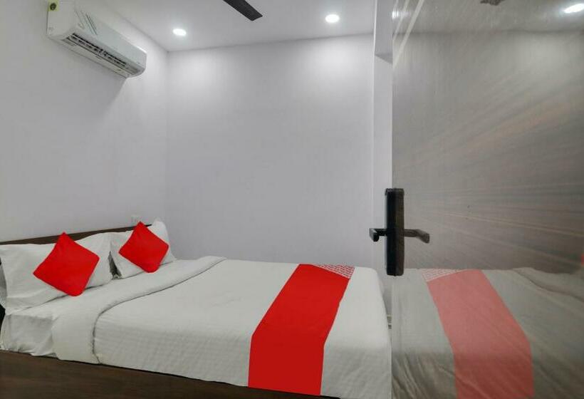 اتاق کلاسیک سه تخته, Super Oyo Flagship Prime Residency