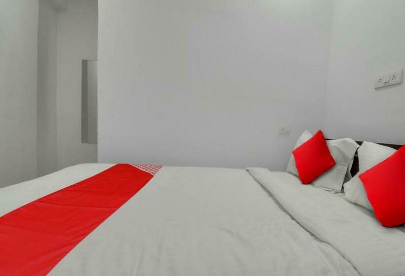 اتاق کلاسیک سه تخته, Super Oyo Flagship Prime Residency