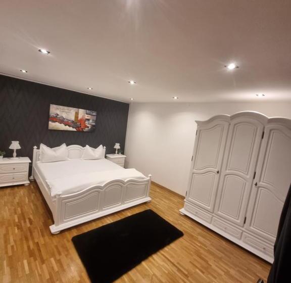 اتاق استاندارد با تخت بزرگ, Casa Petcu