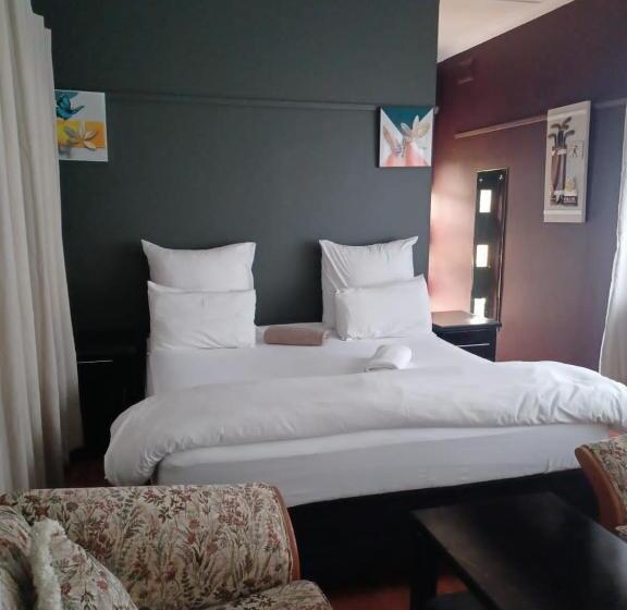 Номер Deluxe Кровать Кинг, Mino Guest House