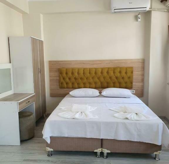 Economy Triple Room, Halil Bey Konağı