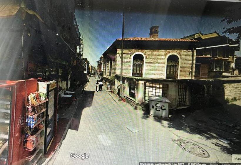 اتاق استاندارد یک نفره, Halil Bey Konağı