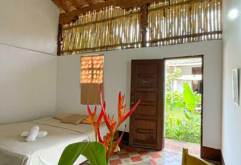 اتاق لوکس, Casa Gallo Pinto