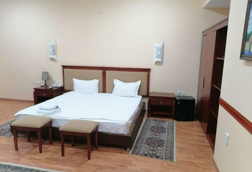 디럭스 룸, Sarbon Plaza