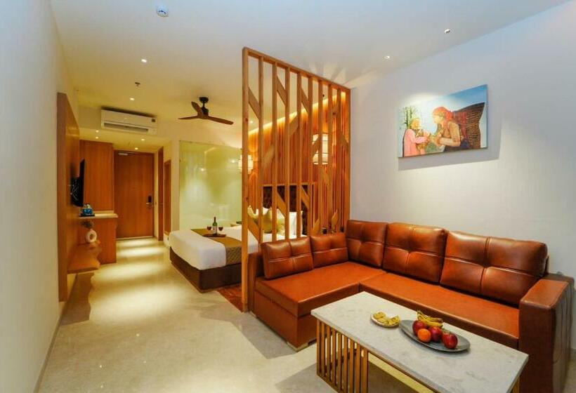 전용 풀장 스위트, Anantam Resort & Spa