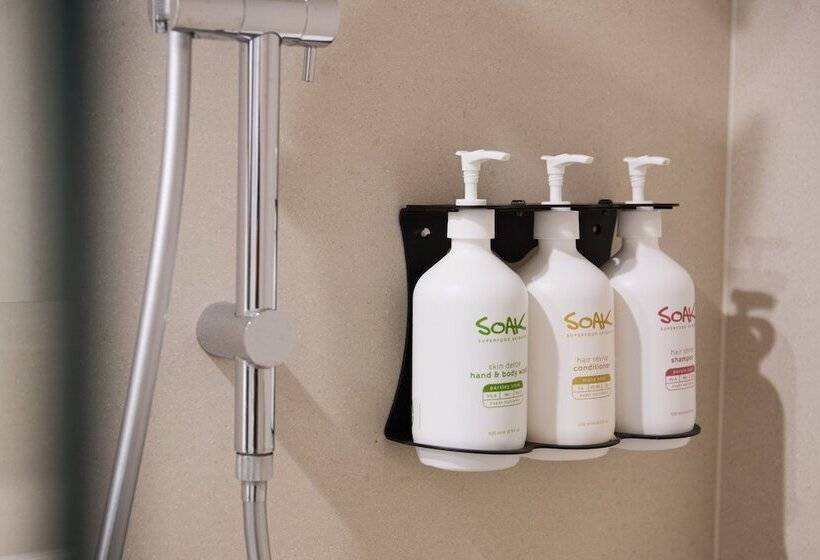 スタンダードシティビュールーム, Holiday Inn West Perth, An Ihg