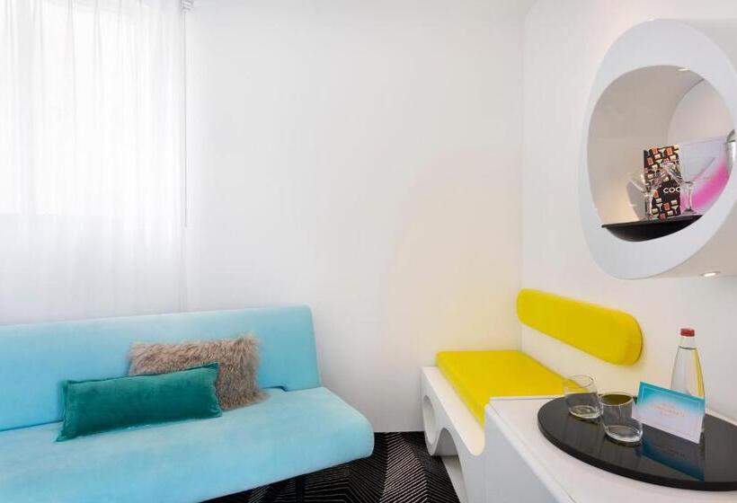 ジュニアスイート, Poli House By Afi Hotels