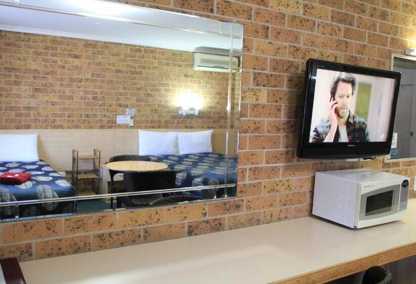 Номер Стандарт Адаптированный для Инвалидов, Town And Country Motor Inn
