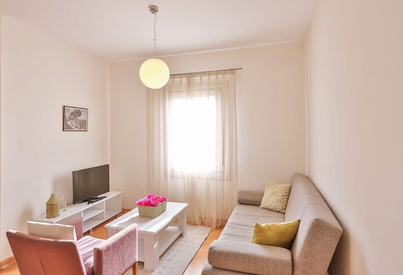 آپارتمان لوکس 2 خوابه, Myndos Residence