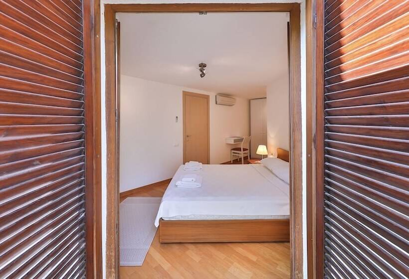 , Myndos Residence