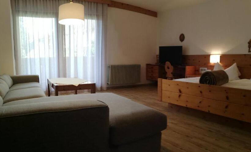 Апартаменты 1 Спальня, Ferienwohnungen St Hippolyt Mit Hallenbad