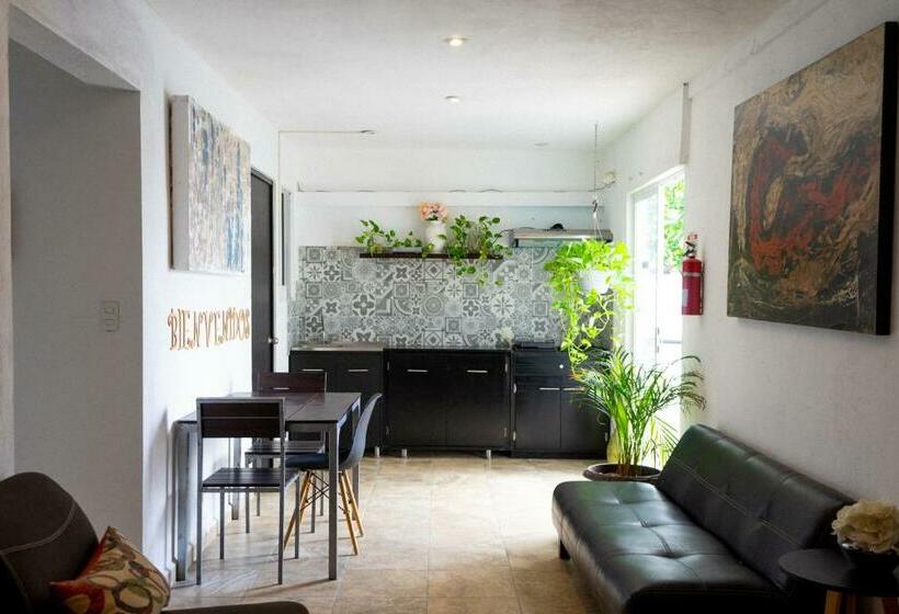 デラックスルーム, Suites Apodaca