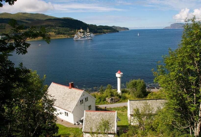 Standard room with outdoor bath, Ulvesund Fyr