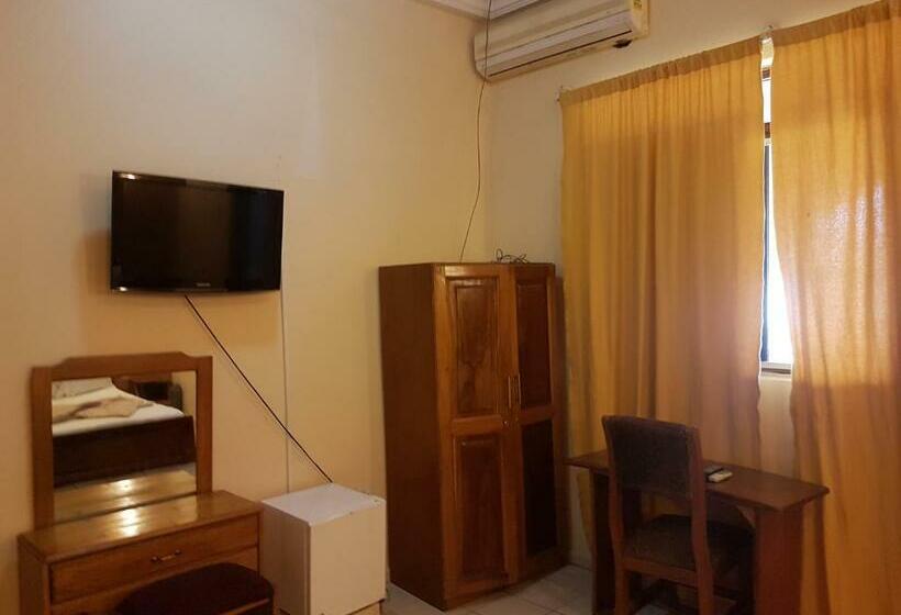 Номер Deluxe, Queensland