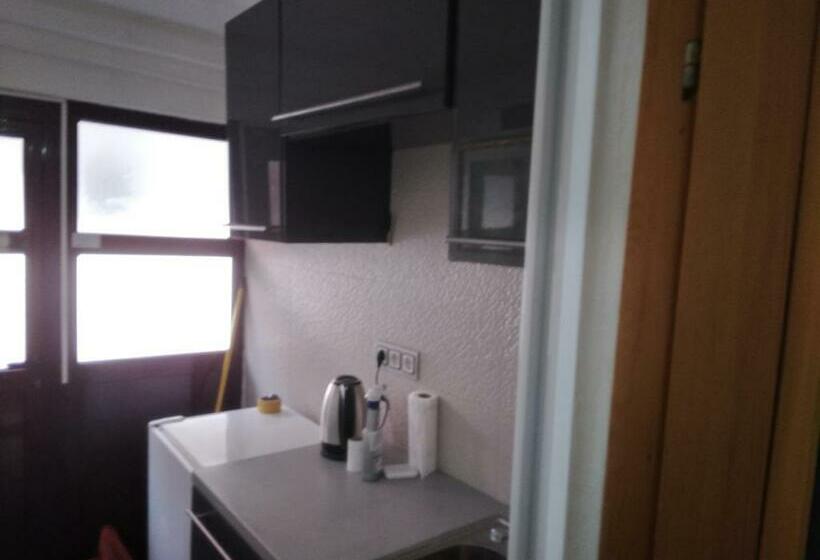 آپارتمان 1 خوابه همکف, Apartman Mv