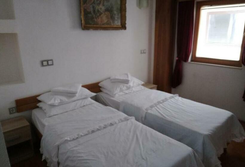 آپارتمان 1 خوابه همکف, Apartman Mv
