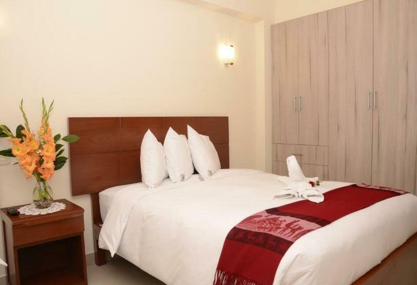 اتاق استاندارد یک نفره, Casa Real Hoteles