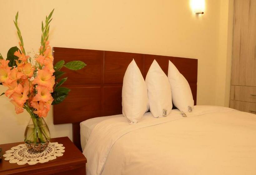 اتاق استاندارد یک نفره, Casa Real Hoteles