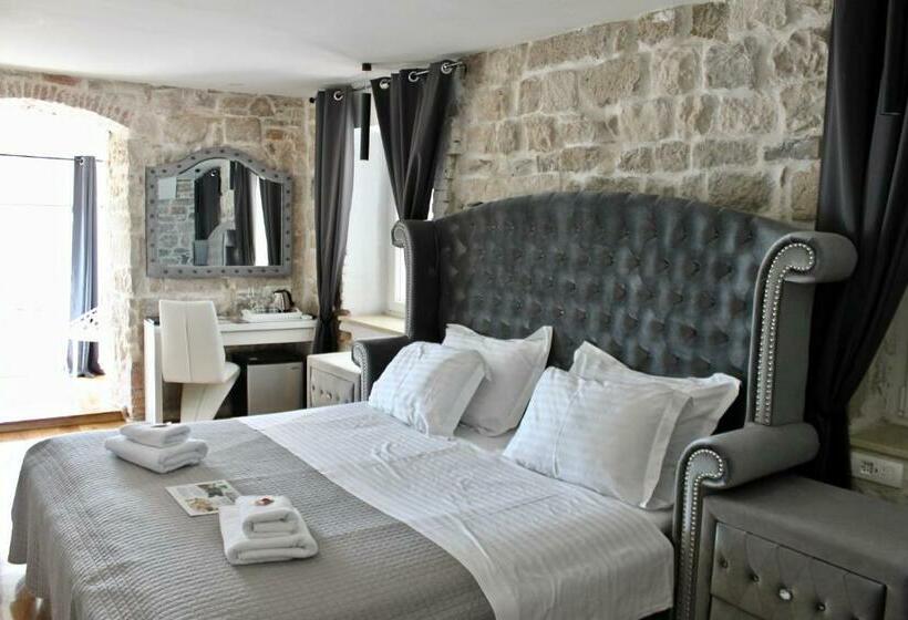 Номер Deluxe Вид на Море, Galeria Valeria Seaside Downtown   Mag Quaint & Elegant Boutique Hotels