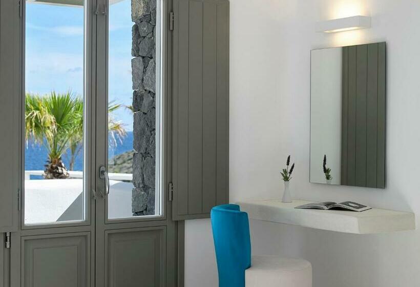سوییت, Aurora Luxury Suites