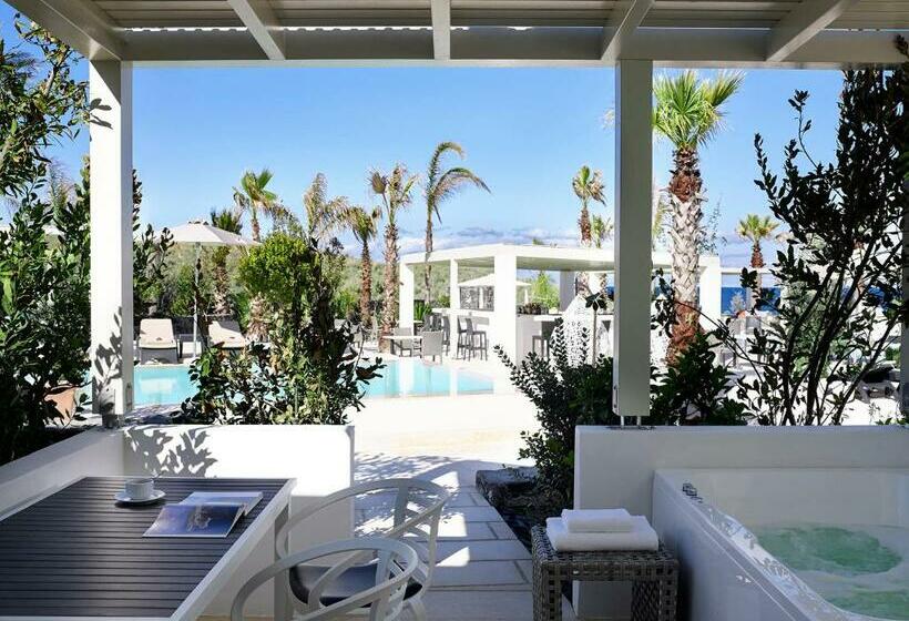 اتاق سوپریور, Aurora Luxury Suites