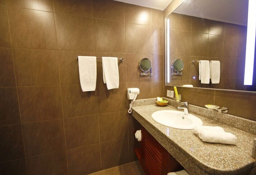 اتاق لوکس, Best Western Premier Garden Hotel Entebbe