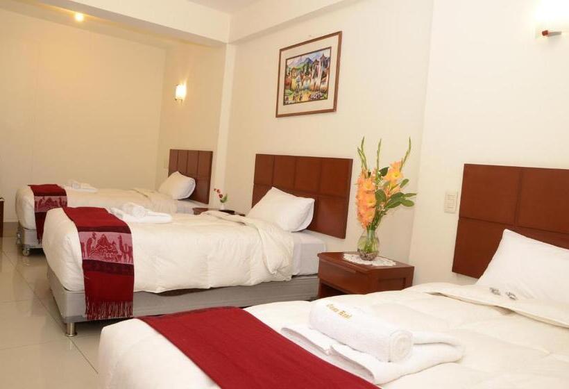 اتاق استاندارد سه نفره, Casa Real Hoteles