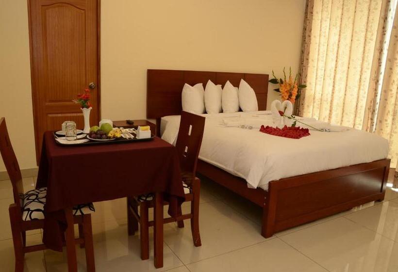 اتاق استاندارد با وان آب گرم, Casa Real Hoteles