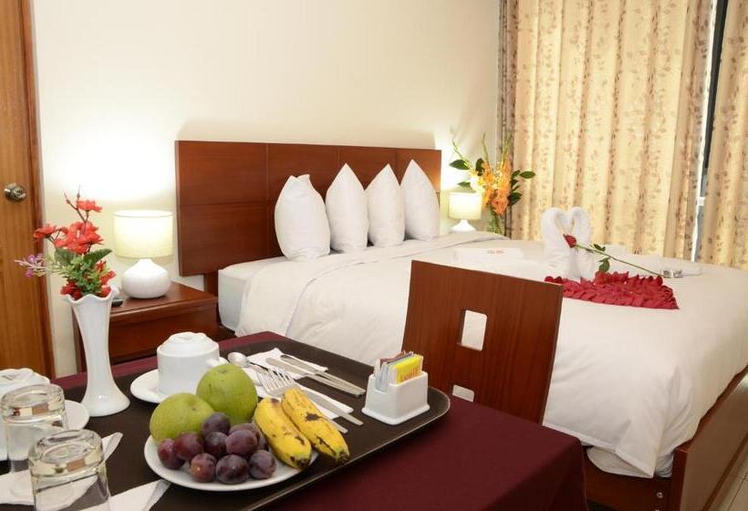 اتاق استاندارد با وان آب گرم, Casa Real Hoteles