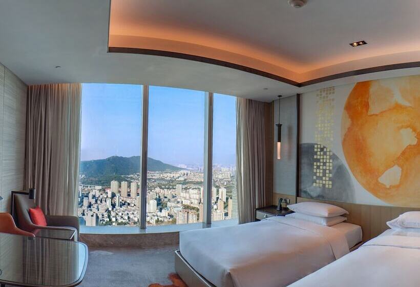 اتاق استاندارد با چشم‌انداز کوهستان, Hyatt Regency Wuxi