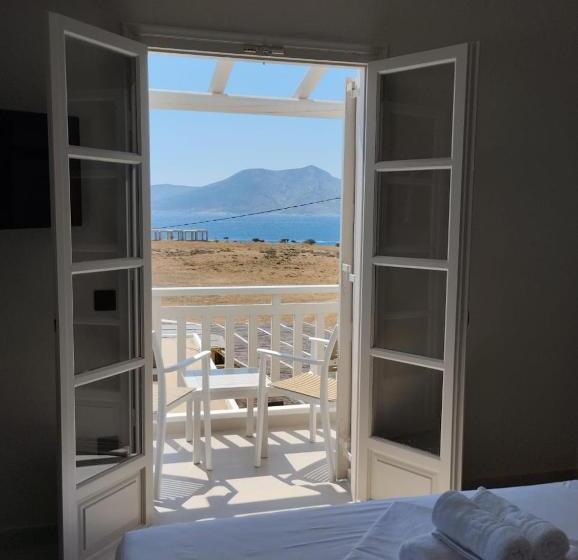 Трехместный Номер Deluxe Вид на Море, Paradise