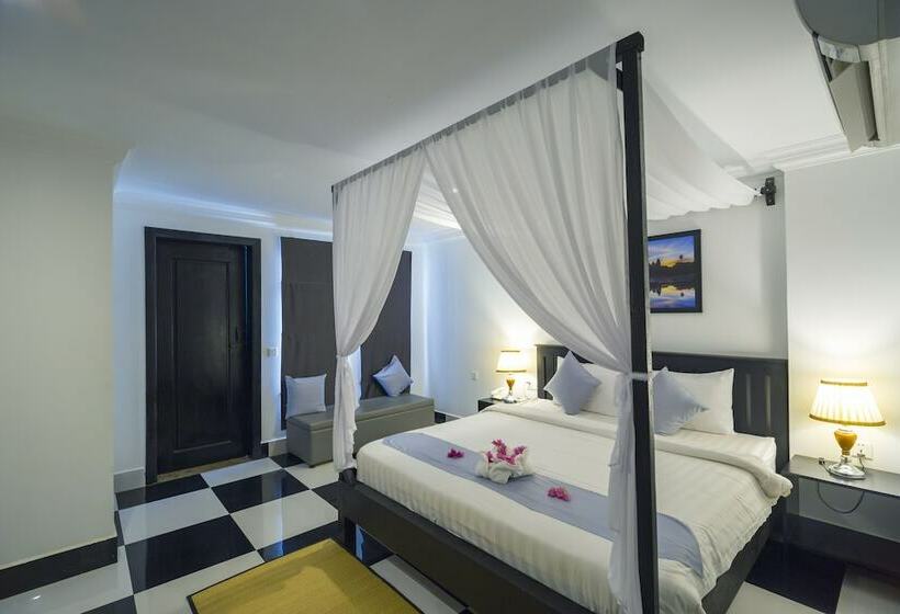 اتاق لوکس با چشم‌انداز استخر, Rithy Rine Angkor Residence