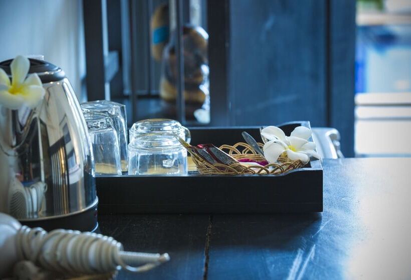اتاق لوکس با چشم‌انداز شهر, Rithy Rine Angkor Residence