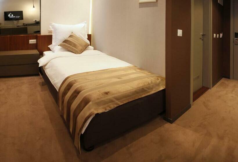 Standard Single Room, Russia