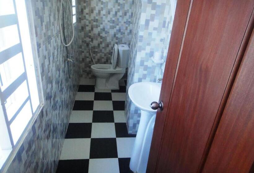 اتاق سوپریور سه تخته, Marany Guesthouse