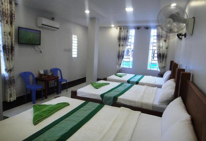 اتاق سوپریور سه تخته, Marany Guesthouse