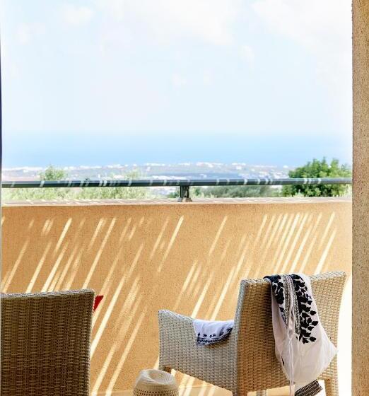 ویلای 3 خوابه با استخر, Village Heights Resort