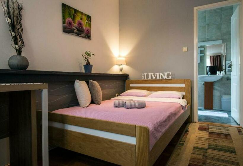 Quarto Estandar, Rooms Madison